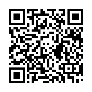 君墨皇已经将黑鹰等人的通讯器烙印给了她二维码生成