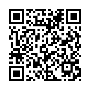 君少情不自禁的在苏小爱的后颈上亲了一下二维码生成