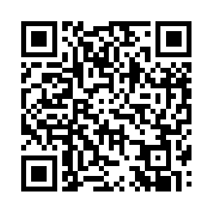 君无极好似要将她完全镶嵌在自己怀中一般二维码生成