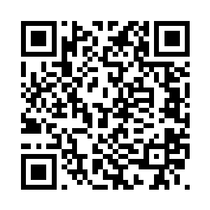 否则她根本没办法在瞬间掏出一个洞二维码生成