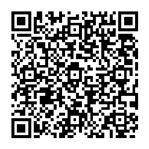 吴媚和刘孜等人去挖墙脚 而赵纯良则是回到了房间收拾东西 准备去和苏夜夜等人汇合二维码生成