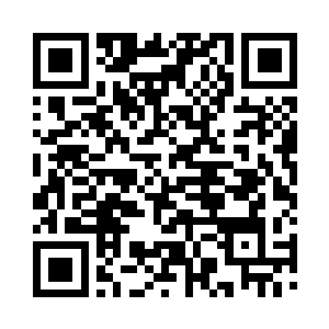 吴梦溪还很不好意思的拿手去遮住眼睛二维码生成