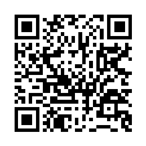 吴海家里堆放着的满满一柜子产品二维码生成