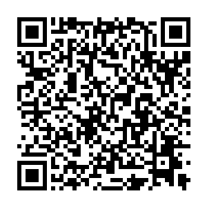 吴美丽忽的松开香香对着畏缩在床角还是光溜溜的吕备毕阴森森叫道二维码生成