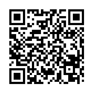 吴英甚至还看到了当年刷写的标语痕迹二维码生成