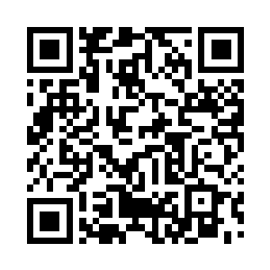 吴雅姿白了江帆一眼取出符讯球发讯息二维码生成