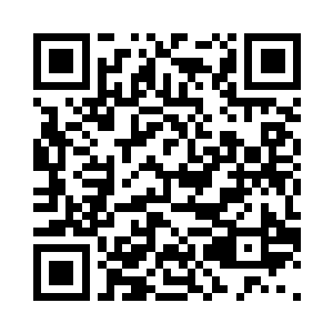 呆呆的望着躺在床上一动不动的女子二维码生成