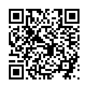 周丽显然也发现身后的两名男子有些不对劲二维码生成