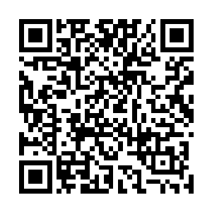 周华鹏只是来得及施展半招烈火熔山剑法第三招就被击溃二维码生成