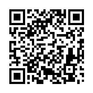 周围其他的人也是在同一时间走了过去二维码生成