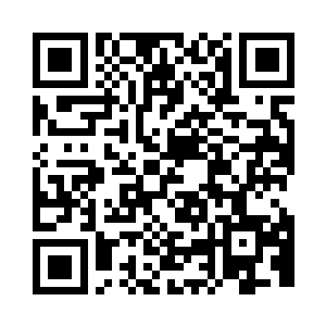 周围密密麻麻的人群和喧哗吵闹的声音二维码生成