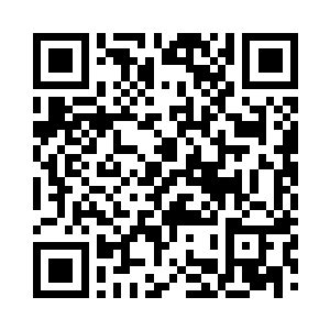 周围所有的人全都是不可思议的看着夏天二维码生成