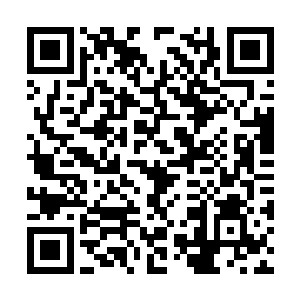 周围那些已经变成雕像的人族和妖族终于活了过来二维码生成