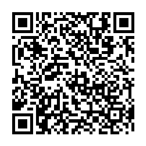 周御龙所化的剑光也终于冲过了那声刃和声浪爆炸所形成的飓风和爆鸣区域二维码生成
