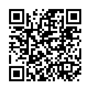 周成贞在一间食肆院内的水瓮前舀起一瓢水二维码生成