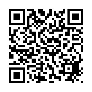 周显白一脸怒气地掀开帘子闯进来二维码生成