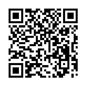 周显白丝毫没有意识到炕上的大氅底下有个人二维码生成