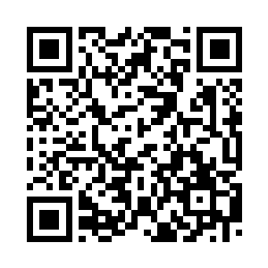 周老爷子才命人把周三爷抬到外院二维码生成