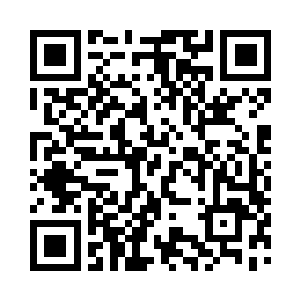 周身镌刻的风系符阵散发出了青色的光焰二维码生成