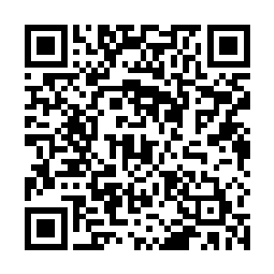 周边一些不知情的将士还不由都暗暗与他保持一段距离二维码生成
