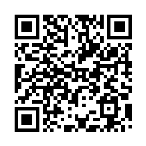 呲呲的雷电声在刘黑达的身体里环绕二维码生成