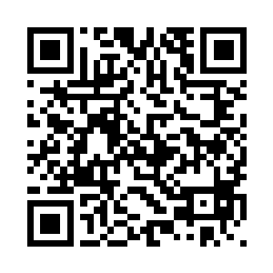 呼的一下小伞瞬间变大悬停在空中二维码生成