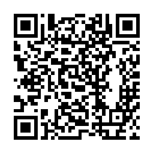 命一直寸步不离守在外面的人马上去把祭司乌云叫到正殿去二维码生成