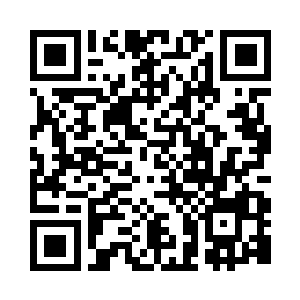 和曾经的娜娜与朱利奥站在相同的高度二维码生成