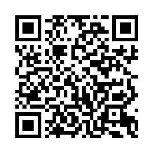 和电影中一炮砸下来只会砸出一个泥坑不同二维码生成