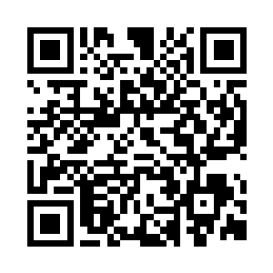 和眼前粉红色海洋中泛起的泡沫如出一撤二维码生成