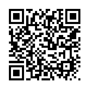 咕仔的身形从鬼魂身后转到鬼魂正面二维码生成