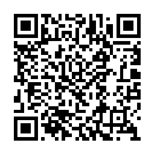 咱们依然可以直接从加油站的油罐里面弄出来油二维码生成