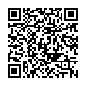 咱们楼上又刚好有餐饮洗浴以及……以及套房……二维码生成