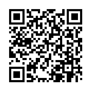 哈罗德忽然轻轻的将自己的披风摘下二维码生成