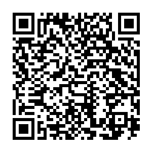 哪怕现在他站在飞舟上动用莲华之眼就可以看到几百公里外轩辕之丘的景象二维码生成