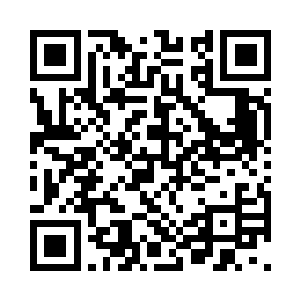 唐劫很谨慎的带着许妙然来到一处花亭前二维码生成