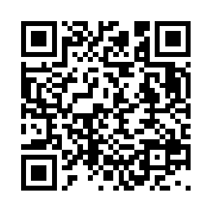 唐可心负责帮晏淑芬整理缝松的头发二维码生成