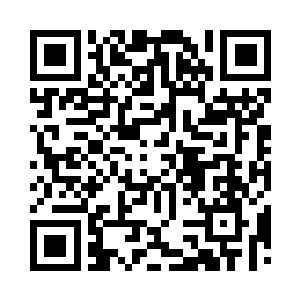 唐彦忠不动声色地观察着在场未婚青年男子二维码生成