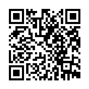 唐晓柔的这一亲密动作让张豪一脸的嫉妒二维码生成