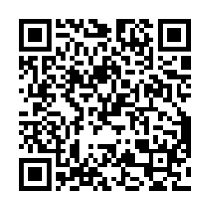 唐玥抬脚朝着凤君曜挨着她这边的脚上重重地踩了一脚二维码生成