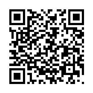商静领着董小忍来到了总裁室的门口二维码生成