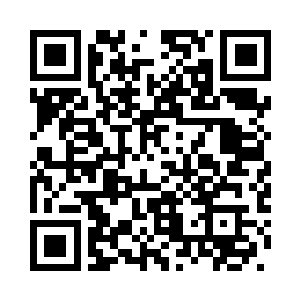 商鹊的眼睛顿时变成了金钱的形状二维码生成