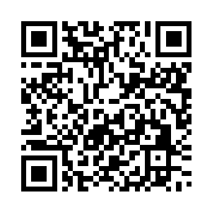 嗜血权杖在他手中绽放血色的光芒二维码生成