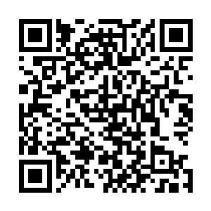 嗯……也许用红光满面来形容他那黝黑的脸庞有点不太合适二维码生成
