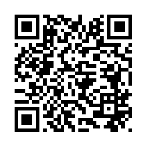 噌地从沙发上站起朝梓箐迎了过来二维码生成