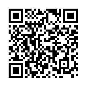 四个活生生的漂亮女人已经变成了尸体二维码生成