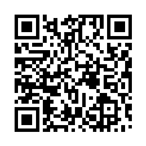 四名壮汉将黄金巨剑摆在了老凯的面前二维码生成