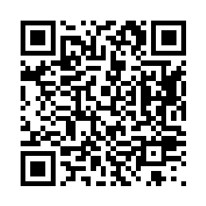 四处已经坐满了前来等待救治的灾民二维码生成