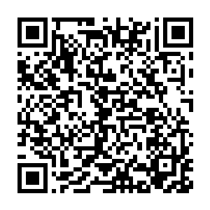 回家就命白婆子和永福把朱老太太给的那些东西搬到赵长卿屋里去二维码生成