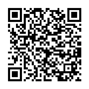 因为之前观察这个时代的百姓不是穿草鞋就是布鞋二维码生成